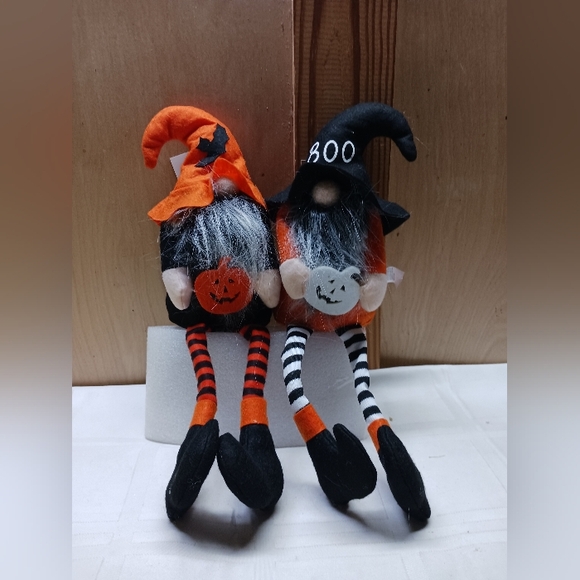 Set of 2-Halloween Dangle Leg Gnomes Decorations Shelf Sitters Halloween Decor - Picture 1 of 5